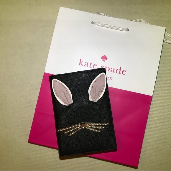 🐰Kate Spade Bunny Leather passport/ wallet - Picture 4 of 4